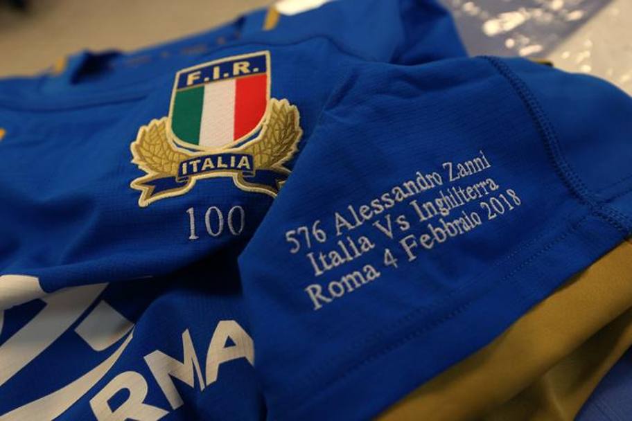 La maglia di Alessandro Zanni che celebra il 100 cap. Fama